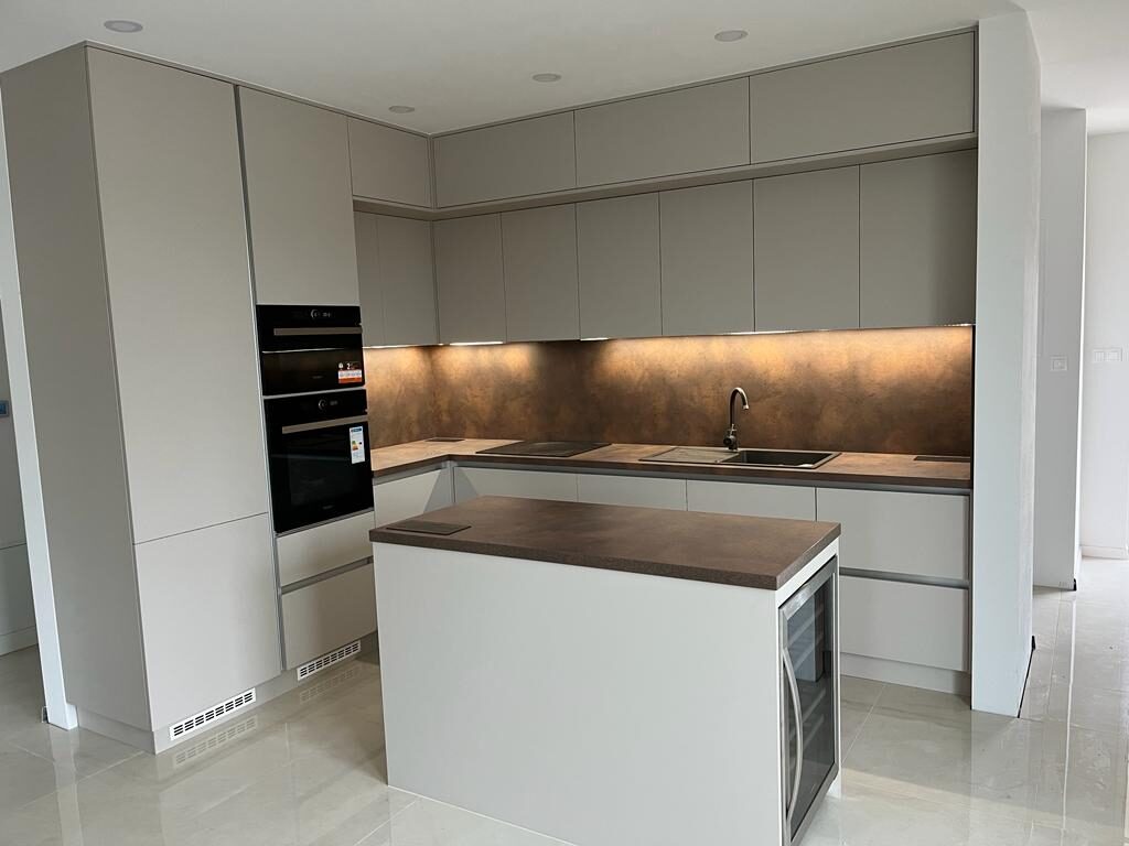 Kuchynské linky, moderné kuchyne, kuchyne na mieru